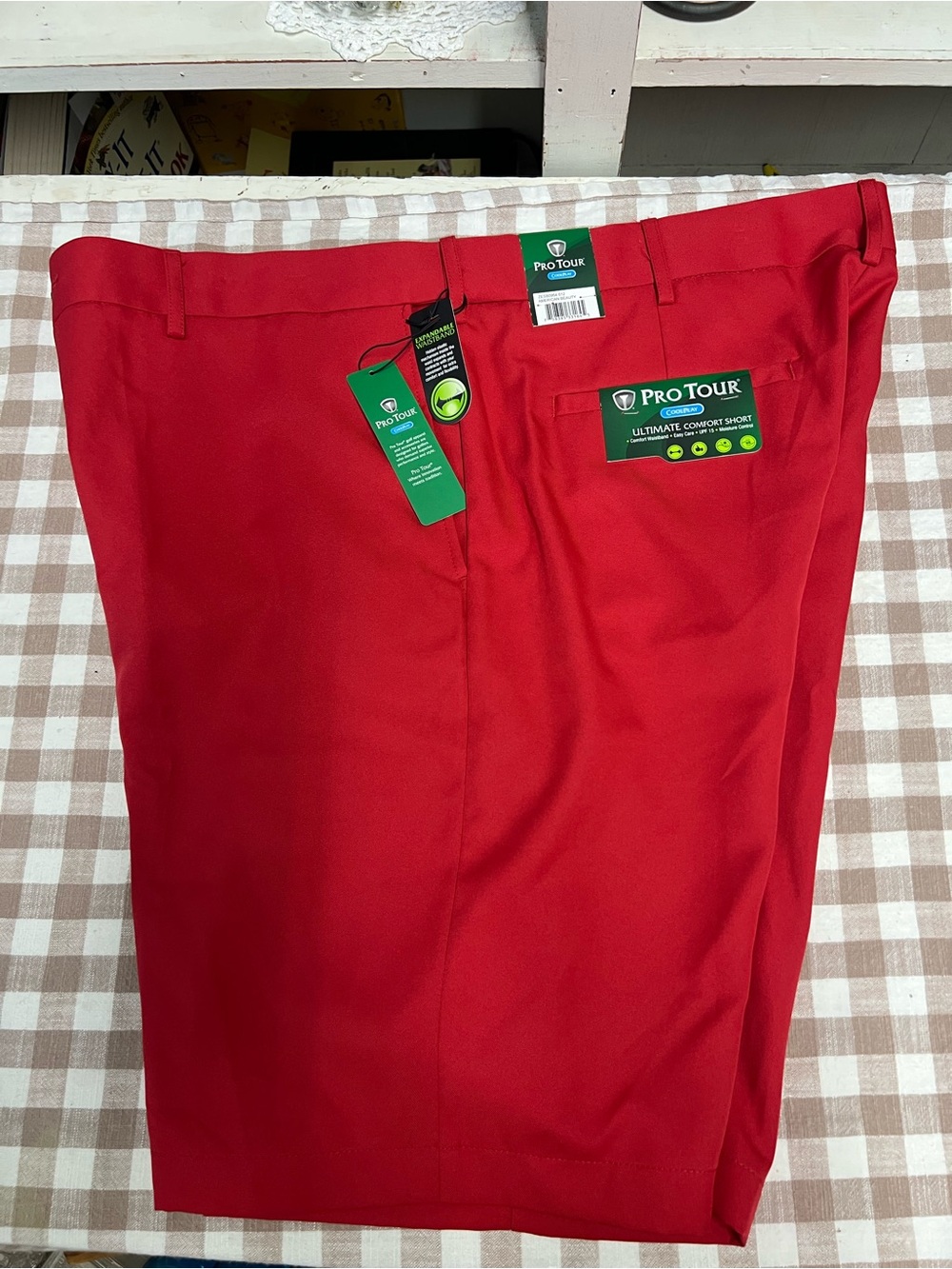 NWT pro tour golf shorts red size 40 coolplay